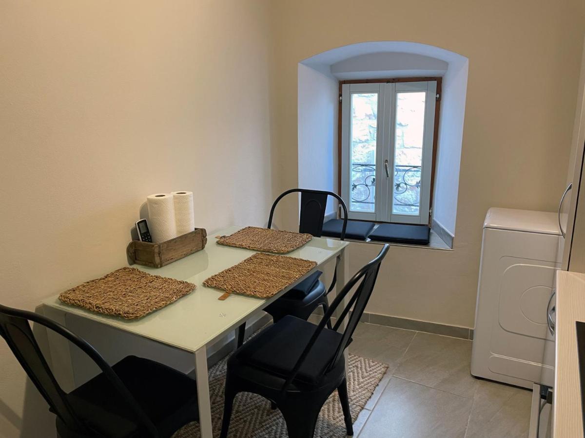 Fredys Apartments Stari Grad  Eksteriør bilde