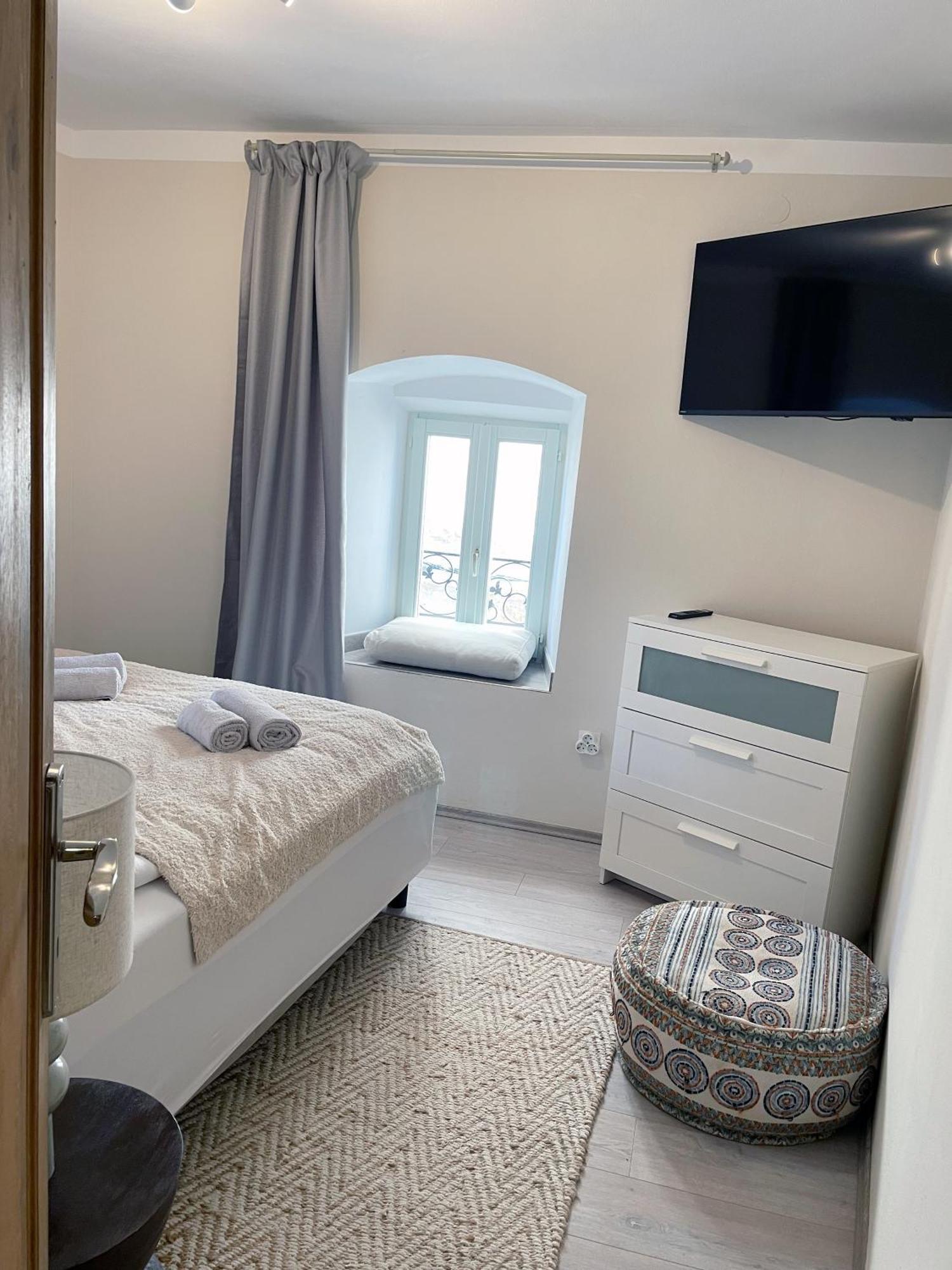 Fredys Apartments Stari Grad  Eksteriør bilde